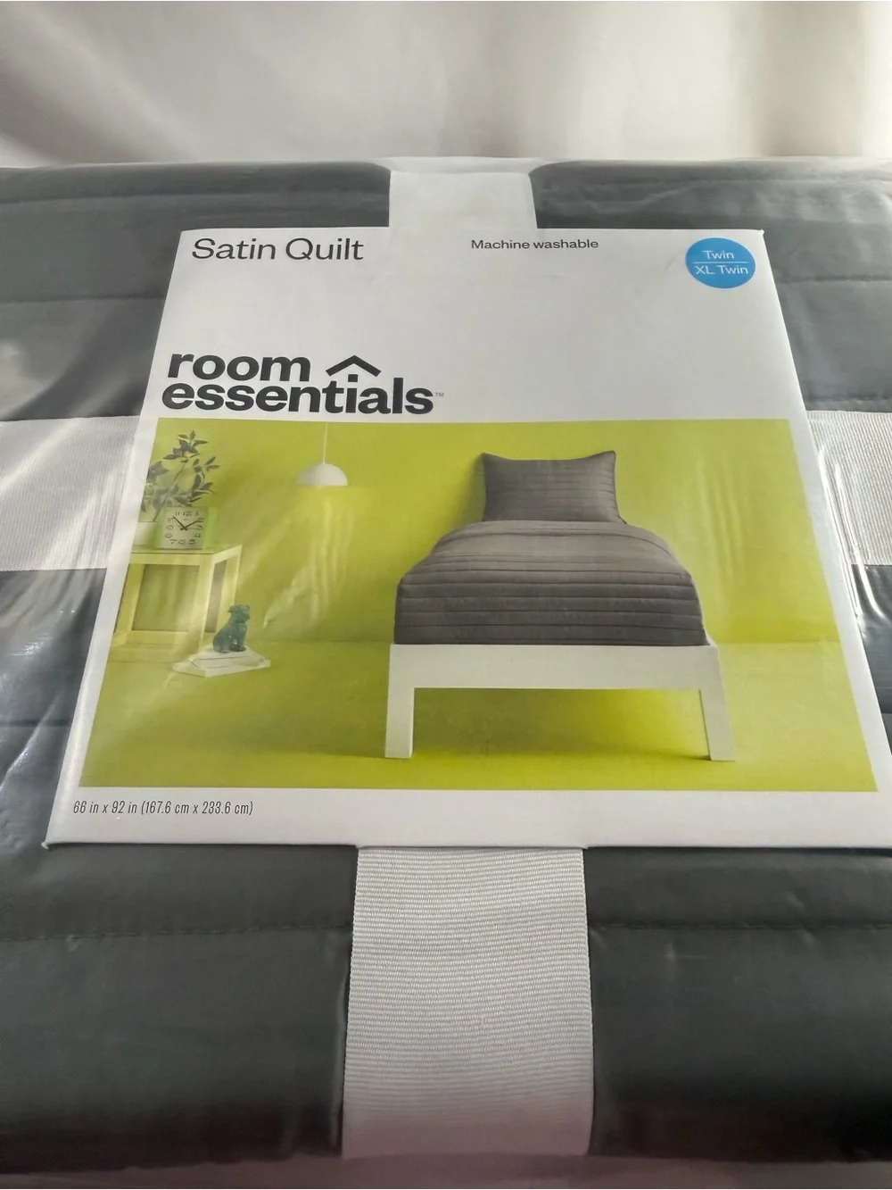 Room Essentials‎ Satin Quilt in Charcoal Gray
